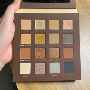 Nabla Side by Side eyeshadow palette